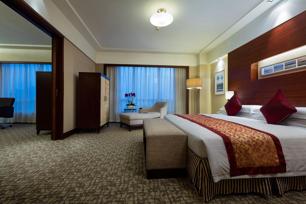 Ramada Beijing North Hotel Csangping Kültér fotó